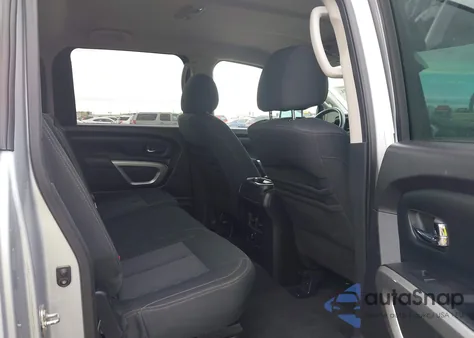 2016 Nissan Titan Xd Sv Diesel z USA, uszkodzony, nr VIN 1N6BA1F28GN508683